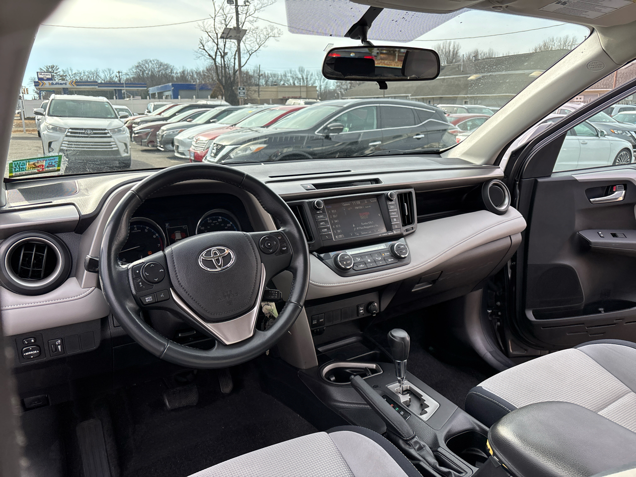 Toyota RAV4 AWD 4dr XLE (Natl) 2016