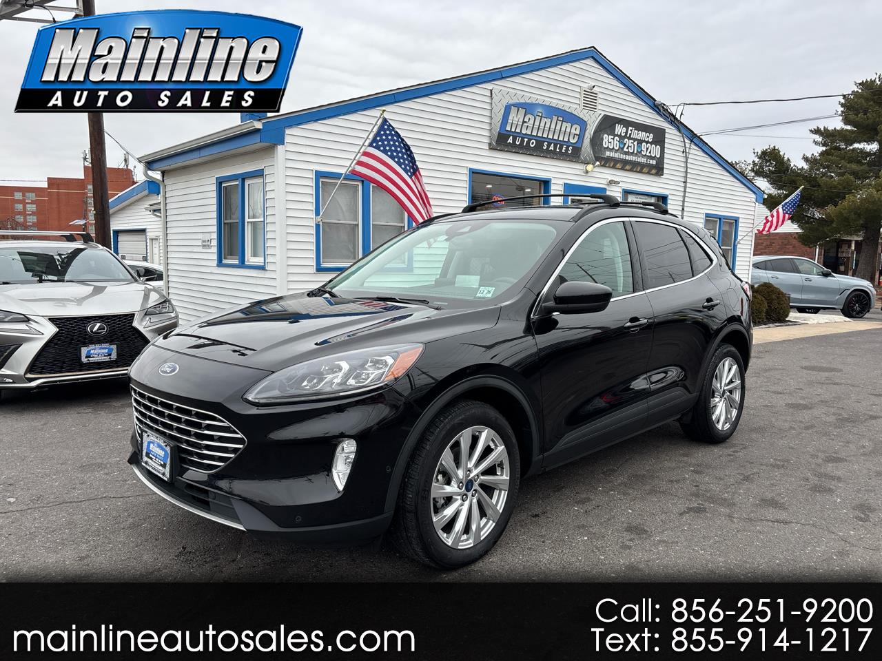 2022 Ford Escape Titanium AWD