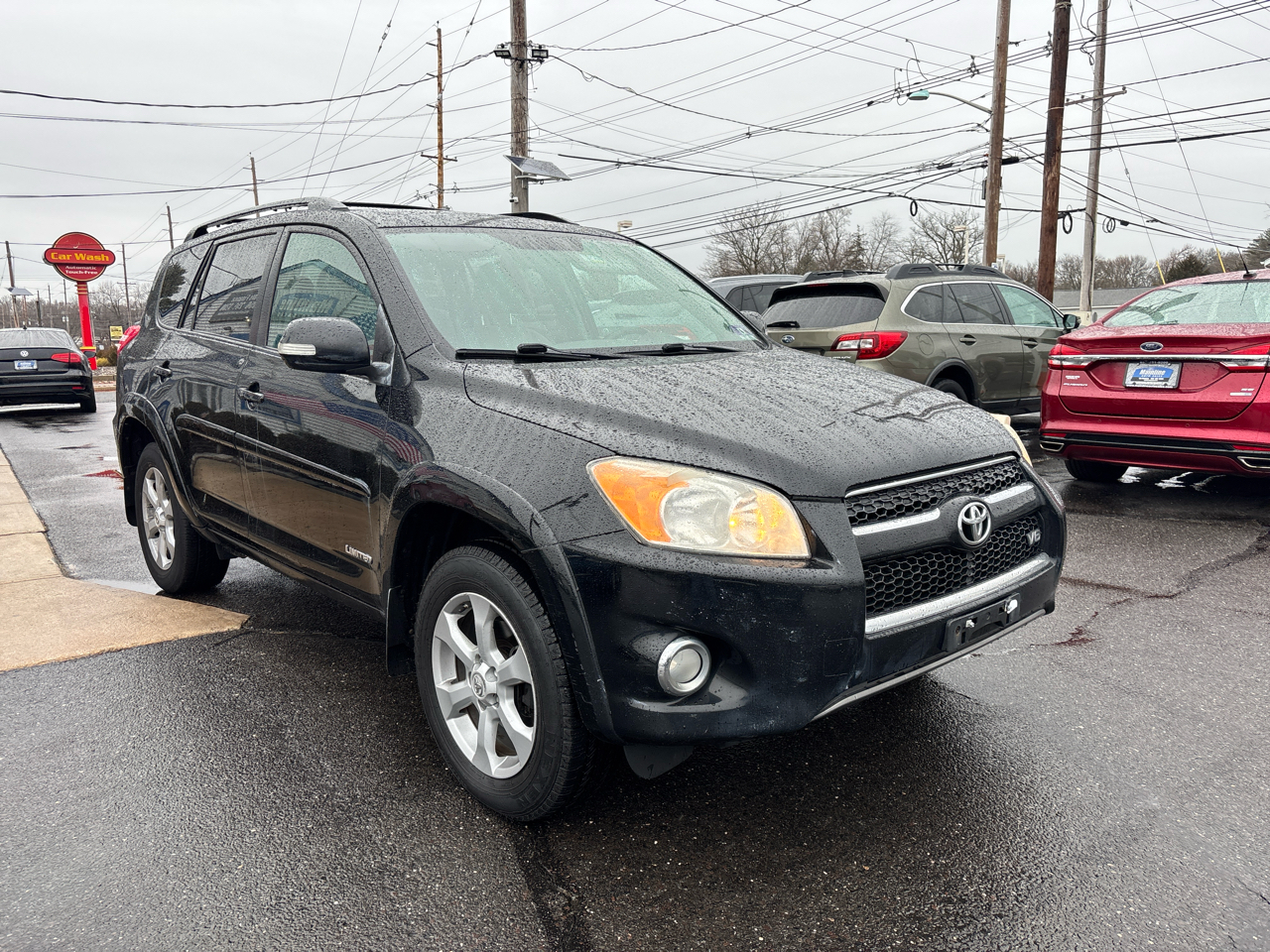 Toyota RAV4 4WD 4dr V6 5-Spd AT Ltd (Natl) 2011