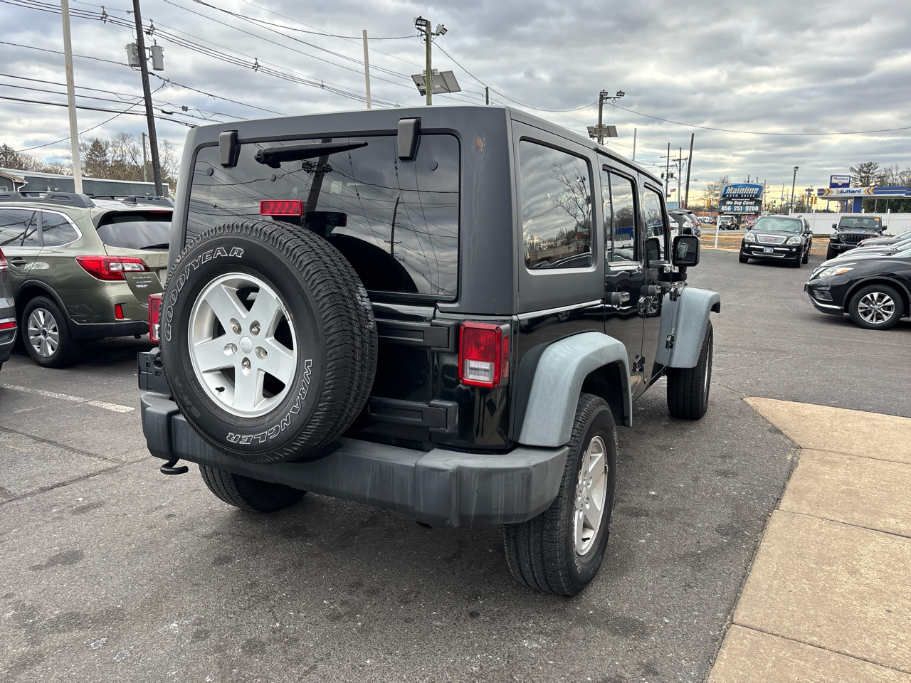 Jeep Wrangler Unlimited 4WD 4dr Sport 2012