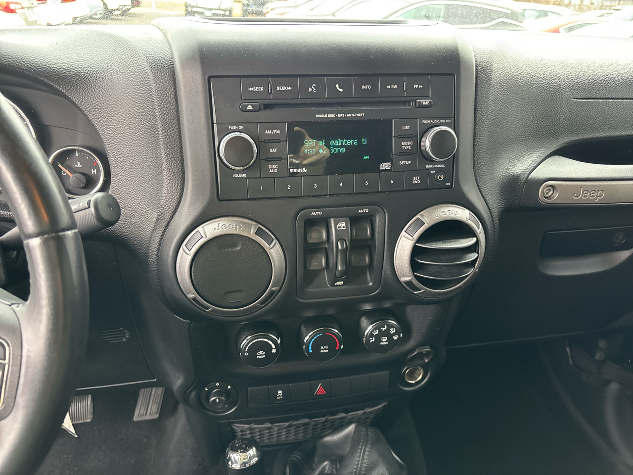 Jeep Wrangler Unlimited 4WD 4dr Sport 2012