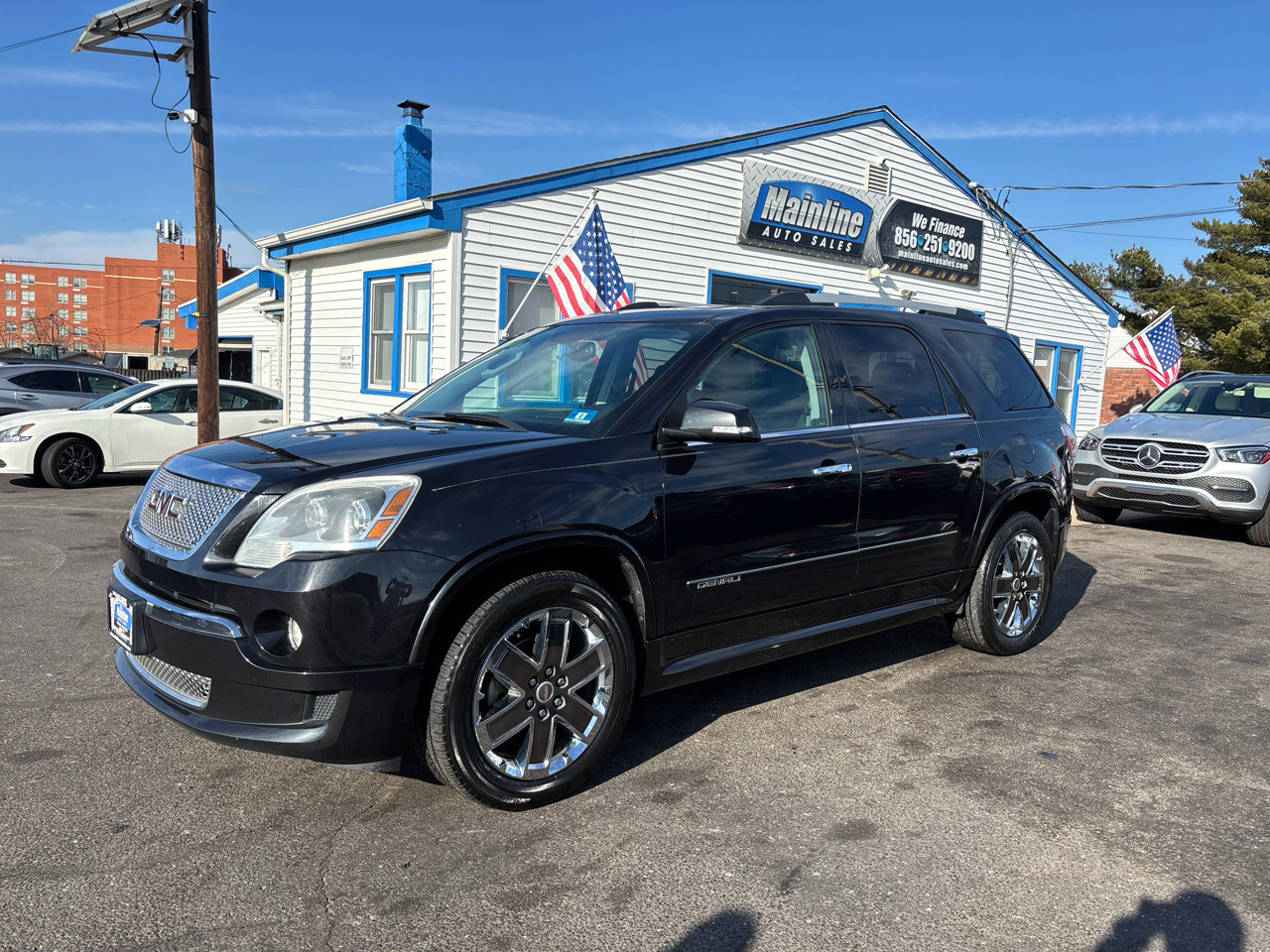 GMC Acadia FWD 4dr Denali 2012