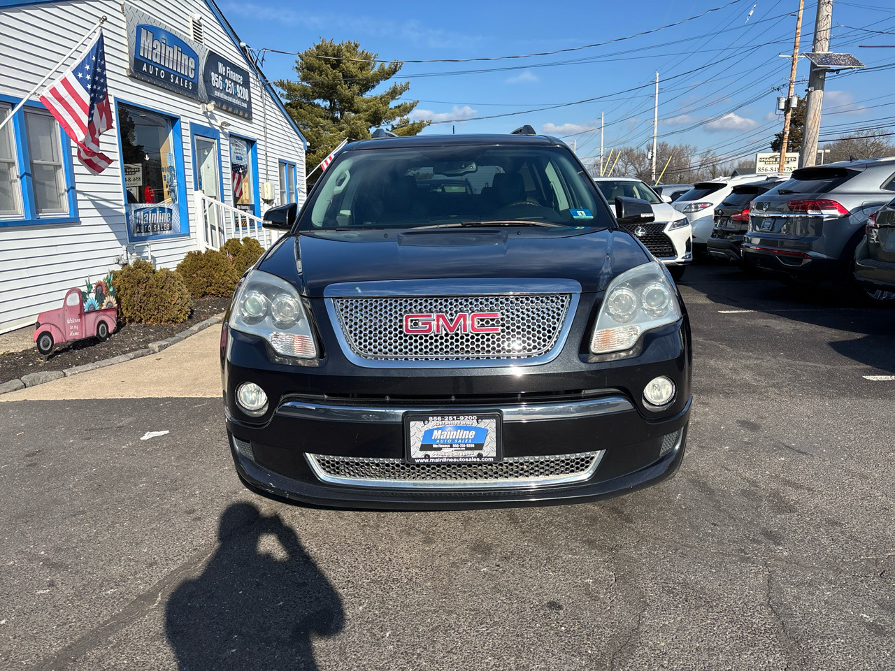 GMC Acadia FWD 4dr Denali 2012