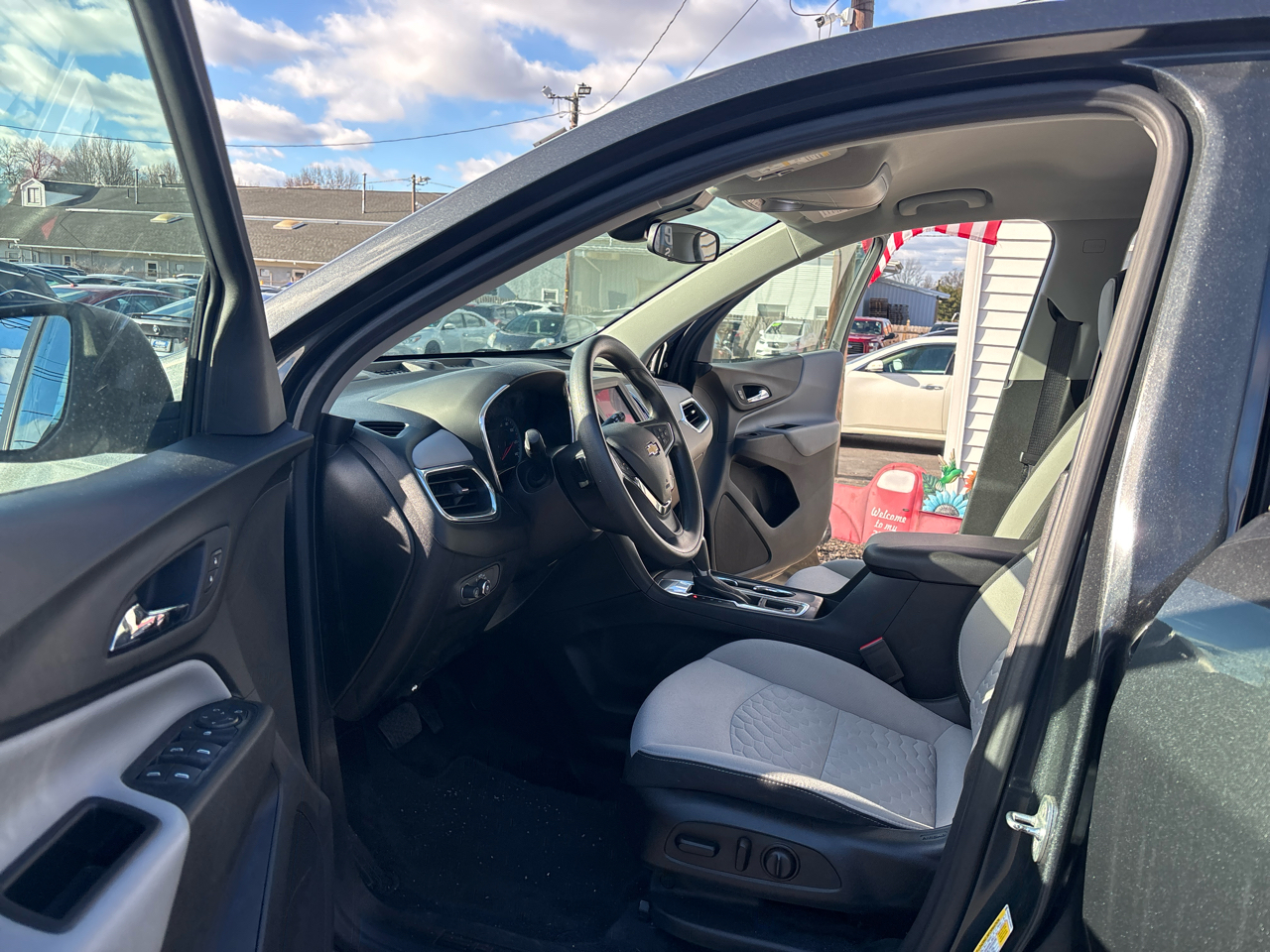 Chevrolet Equinox FWD 4dr LS w/1LS 2020