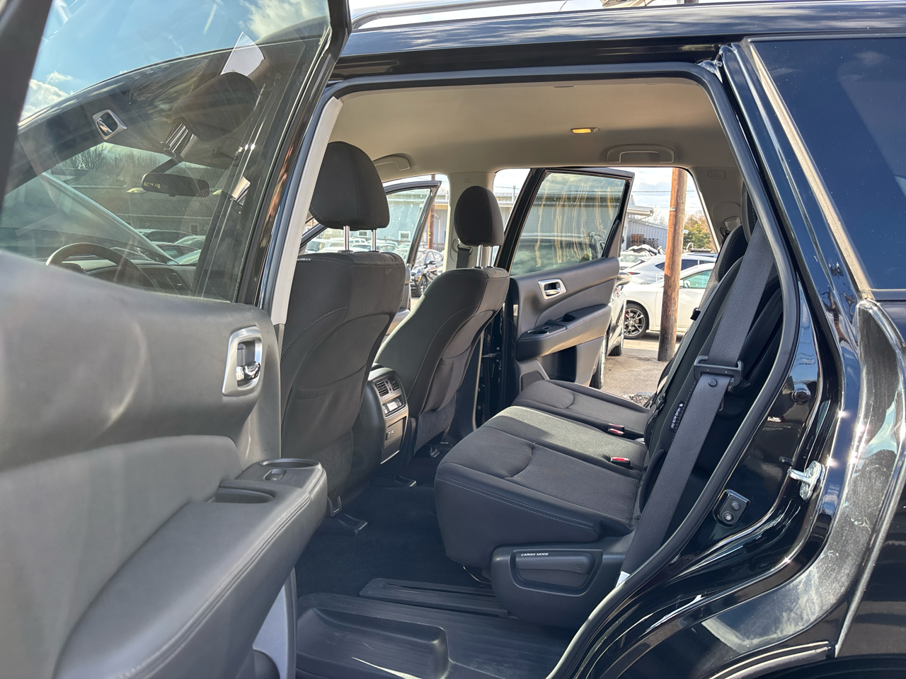 Nissan Pathfinder 4x4 S 2019