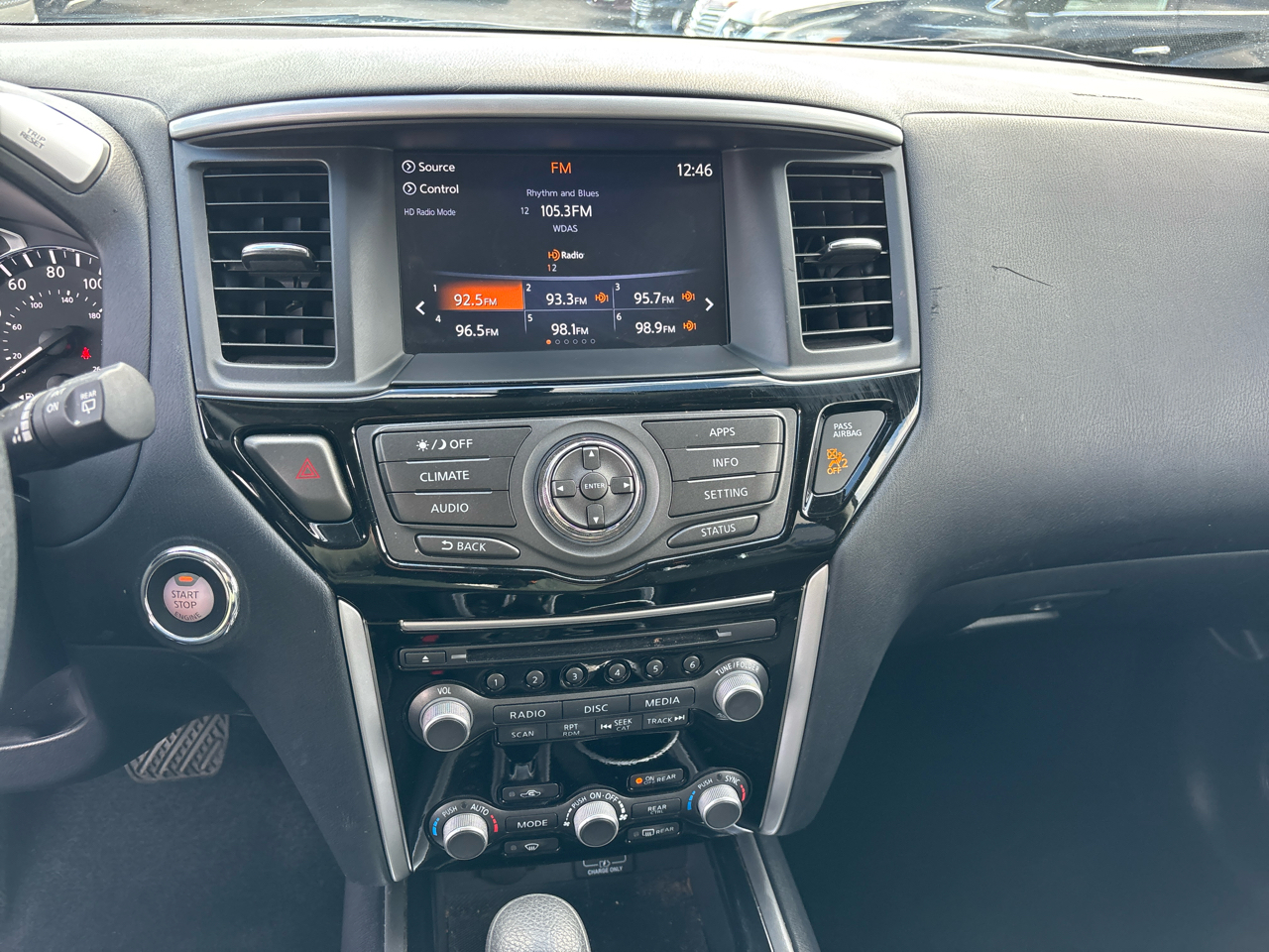 Nissan Pathfinder 4x4 S 2019