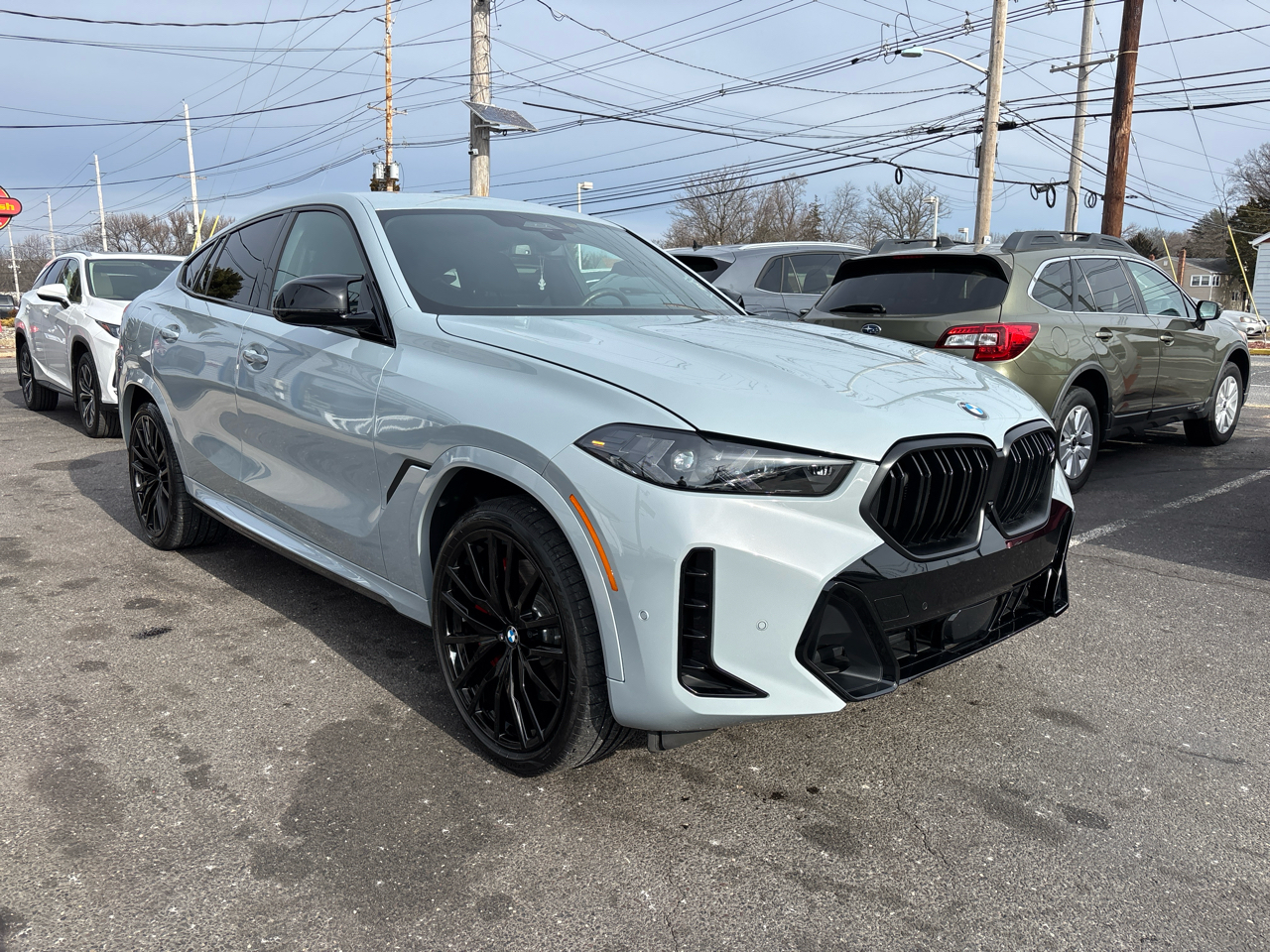 BMW X6 M60i Sports Activity Coupe 2025