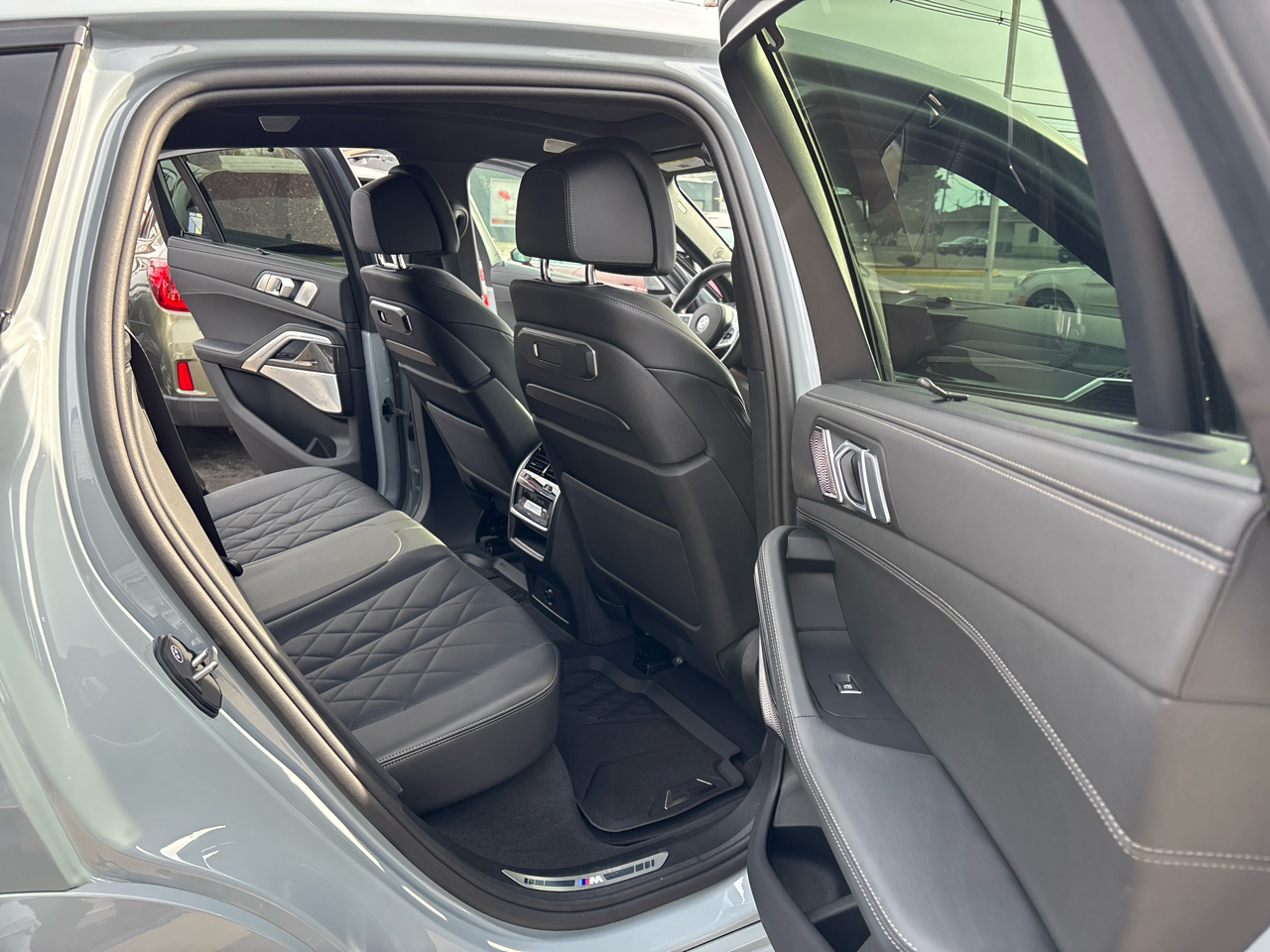 BMW X6 M60i Sports Activity Coupe 2025