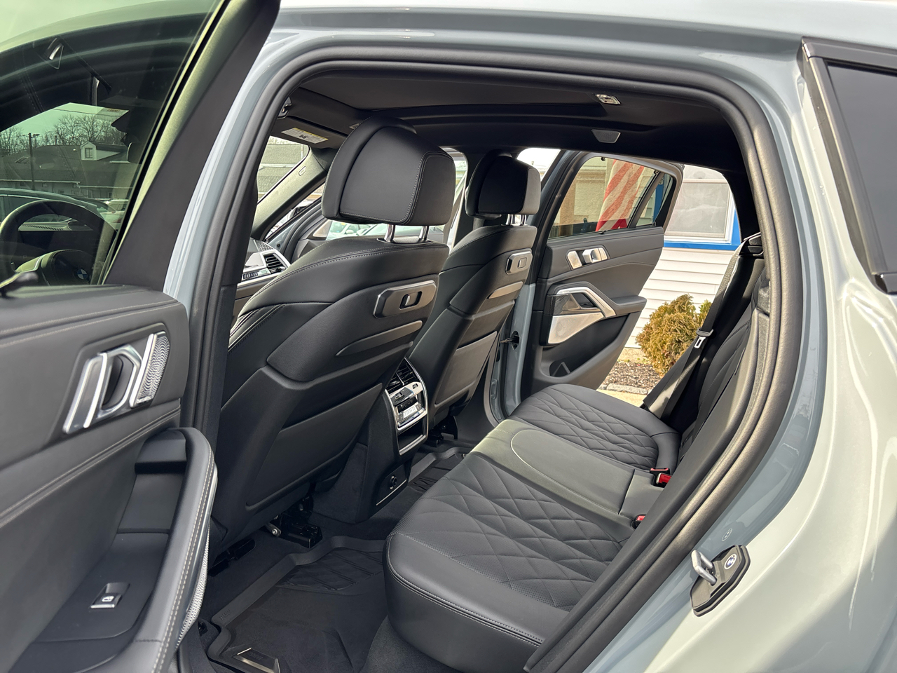 BMW X6 M60i Sports Activity Coupe 2025