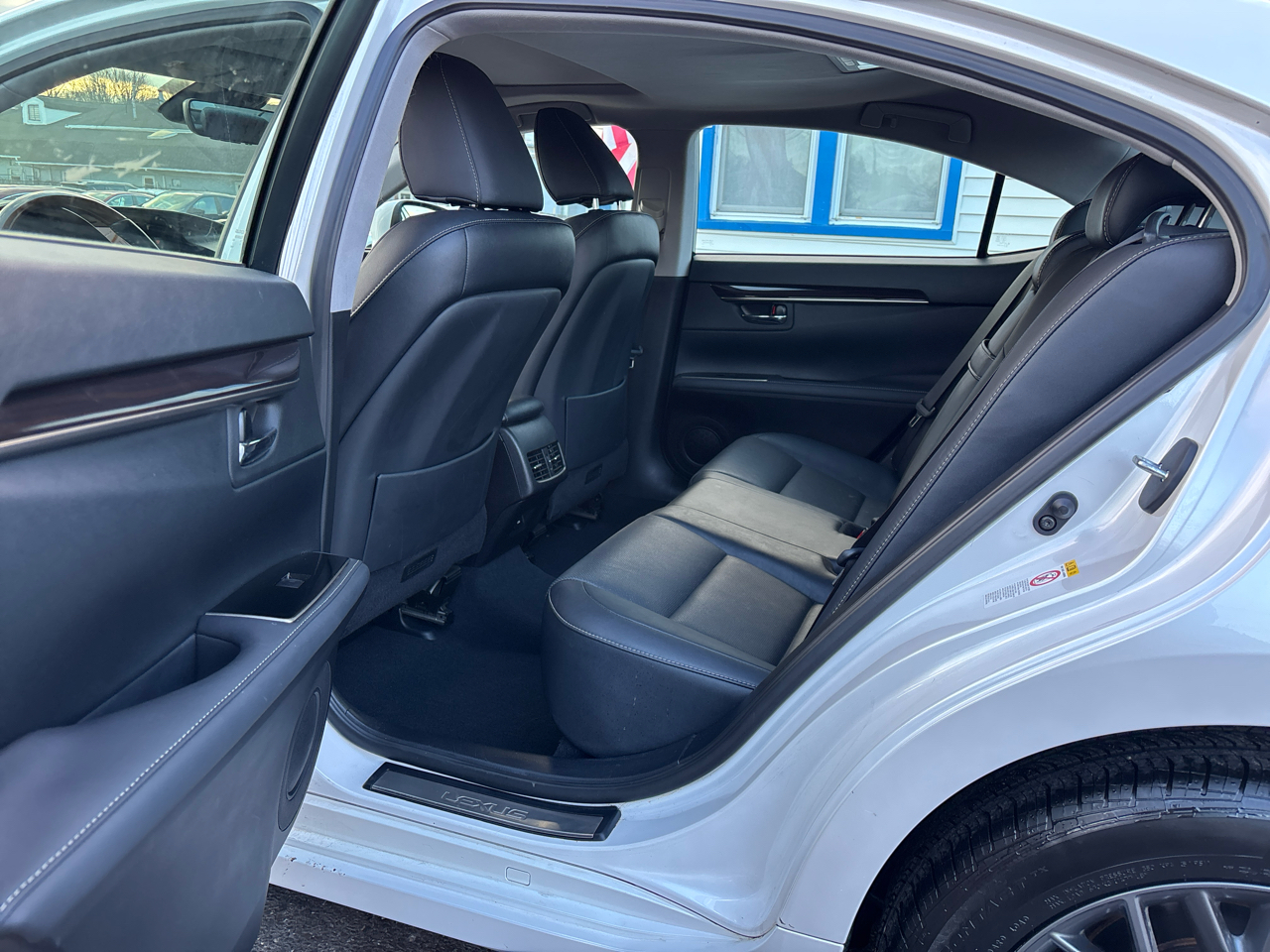 Lexus ES ES 350 FWD 2018