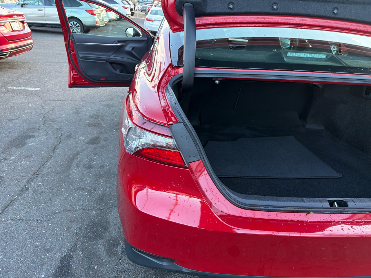 Toyota Camry LE Auto (Natl) 2024