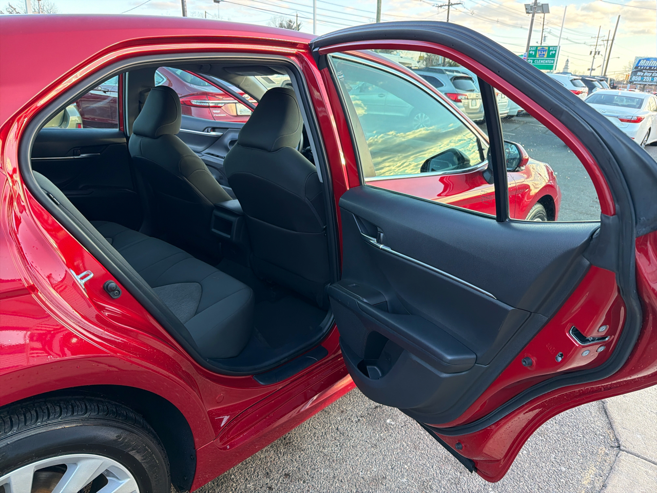 Toyota Camry LE Auto (Natl) 2024