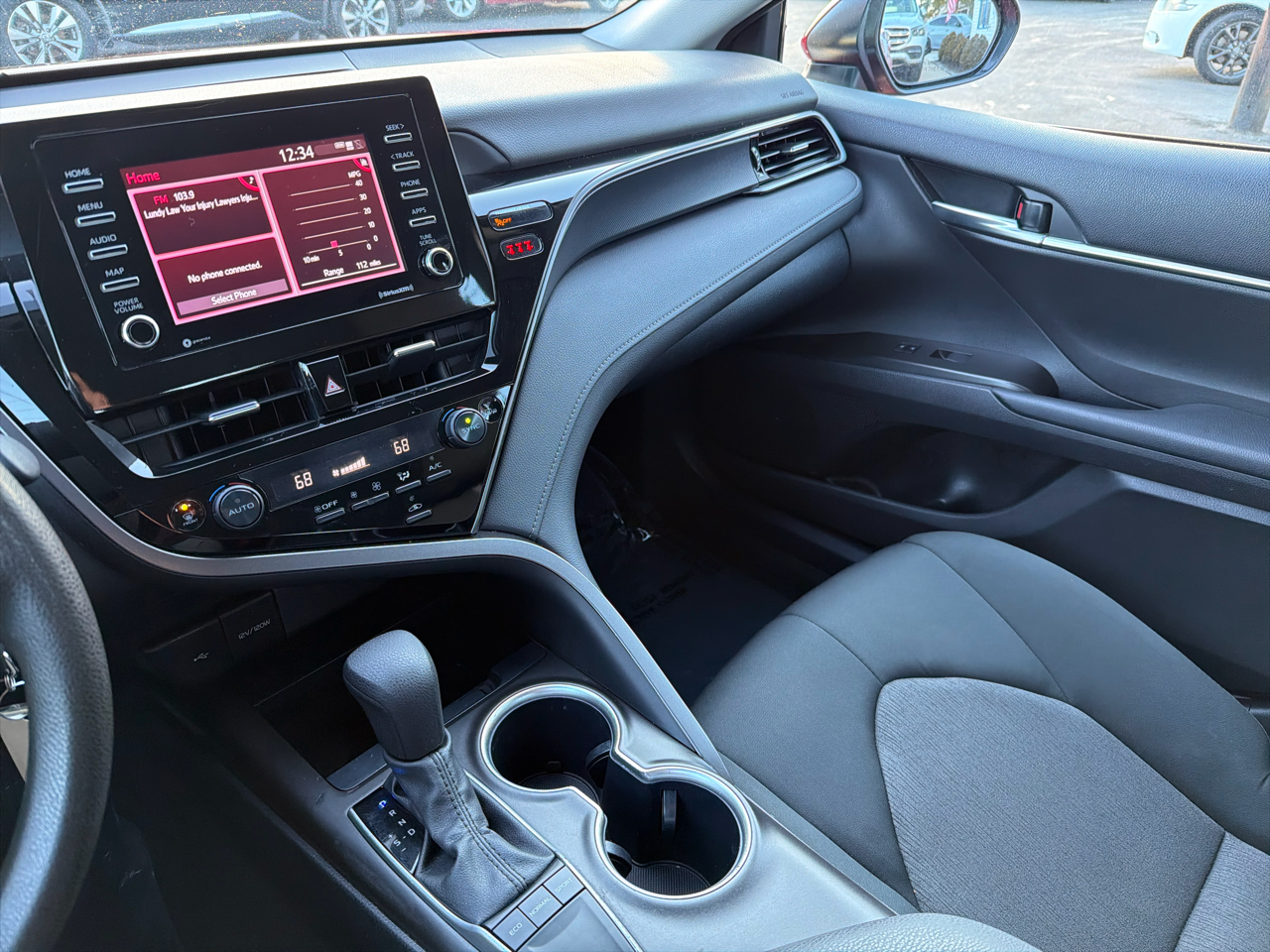 Toyota Camry LE Auto (Natl) 2024