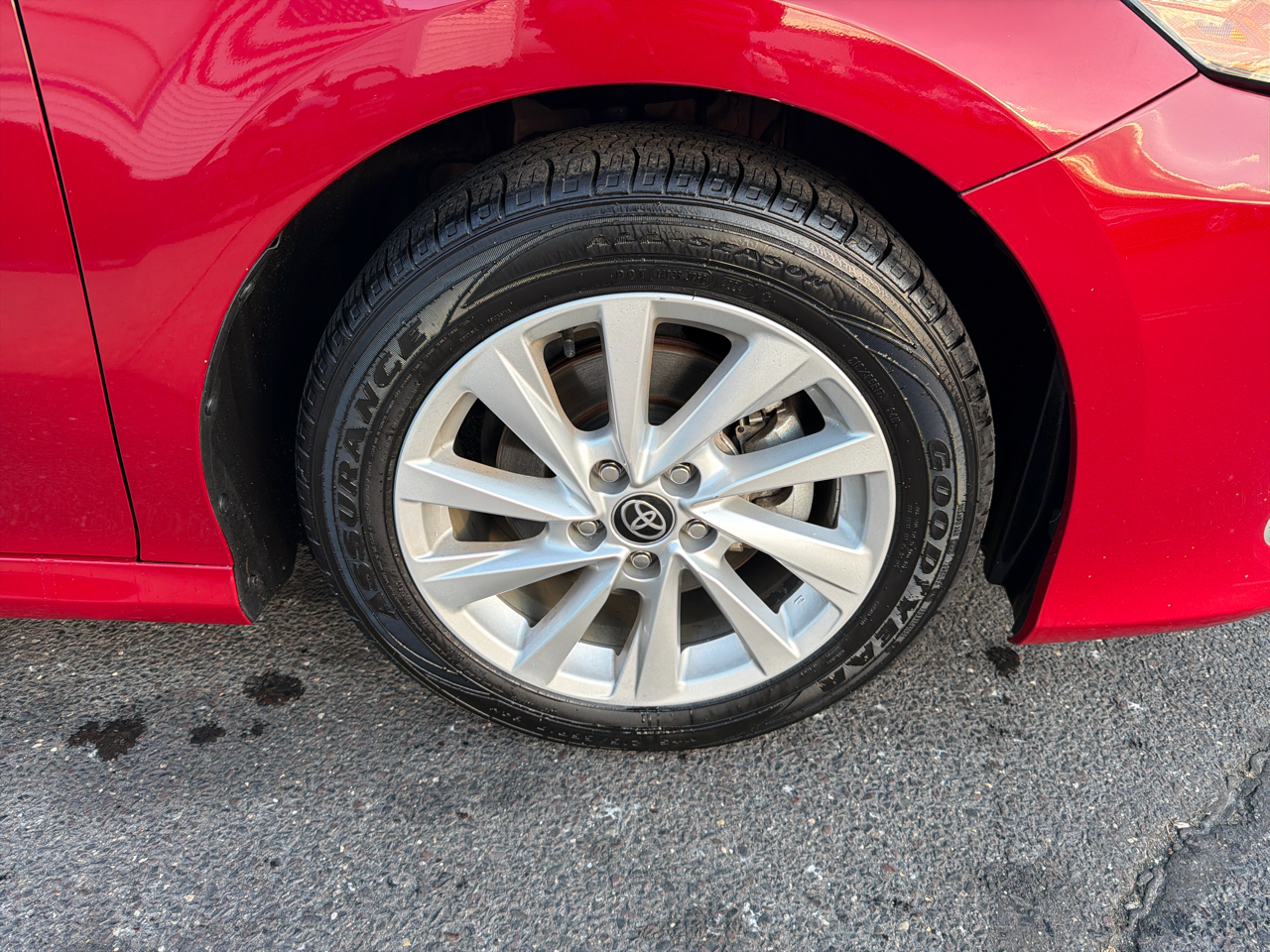 Toyota Camry LE Auto (Natl) 2024