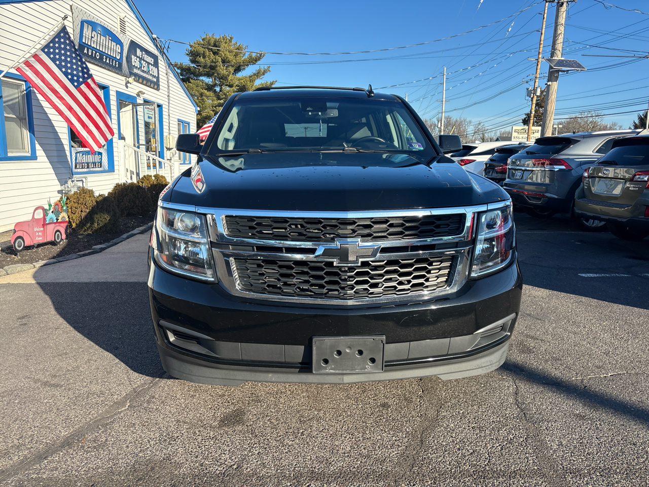 Chevrolet Suburban 4WD 4dr 1500 LT 2017
