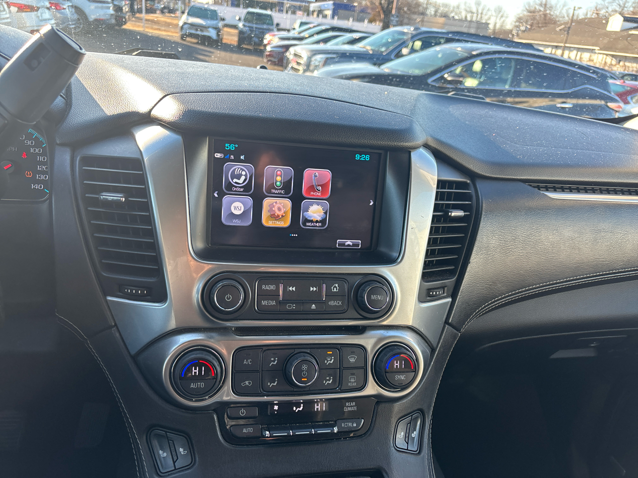 Chevrolet Suburban 4WD 4dr 1500 LT 2017