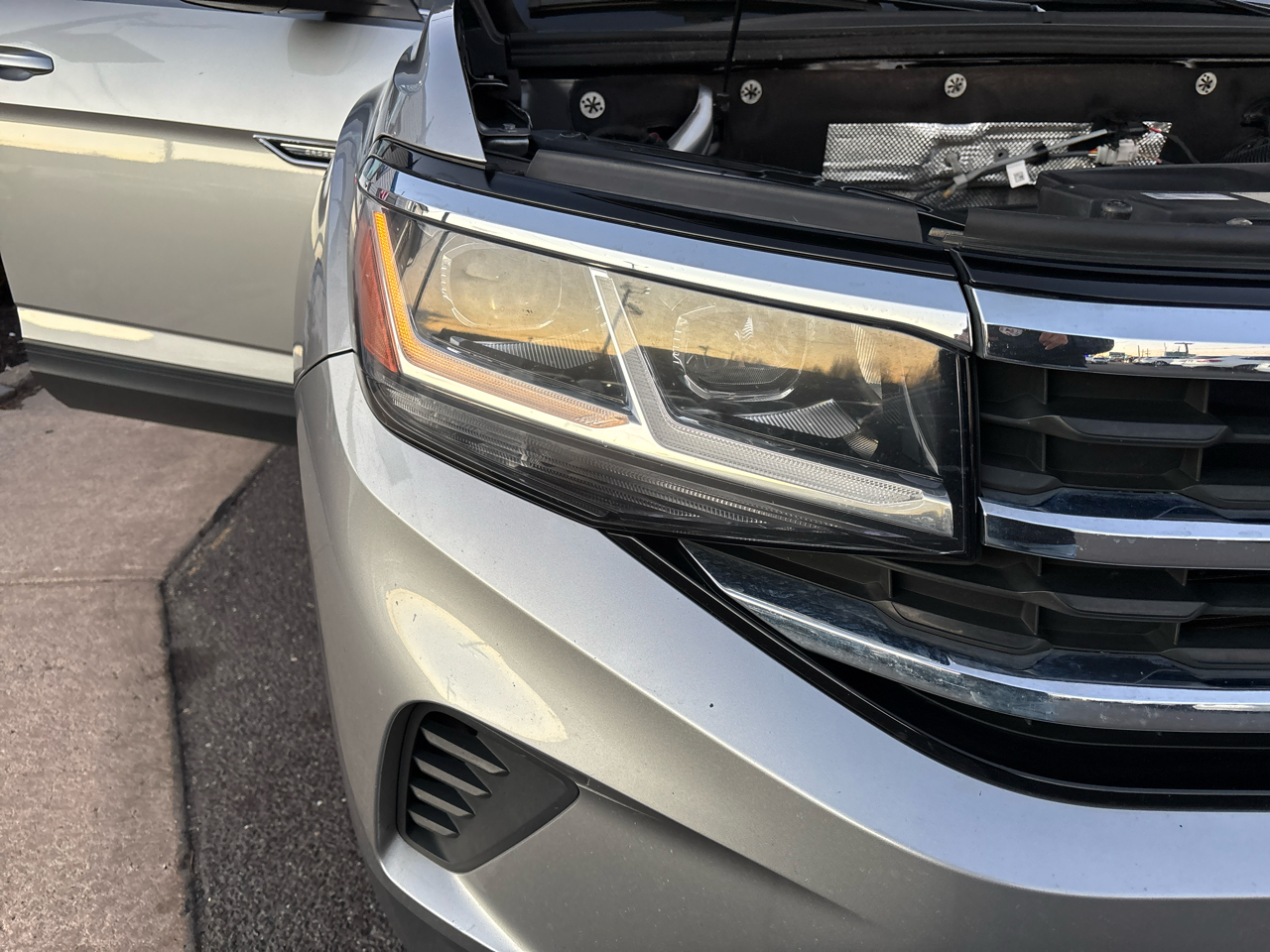 Volkswagen Atlas Cross Sport 2.0T SE w/Technology 4MOTION 2021