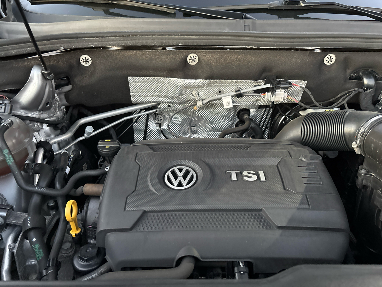 Volkswagen Atlas Cross Sport 2.0T SE w/Technology 4MOTION 2021