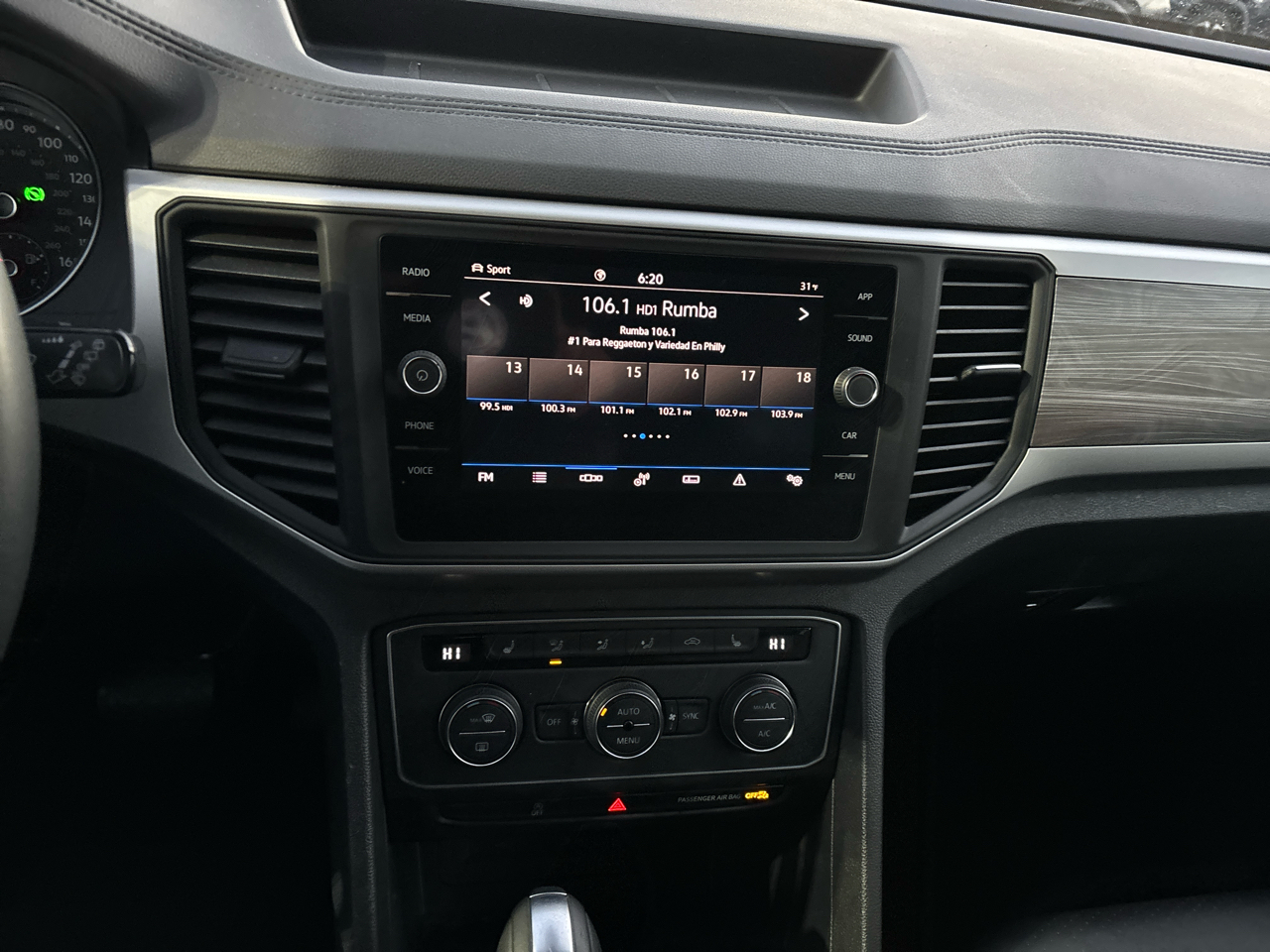 Volkswagen Atlas Cross Sport 2.0T SE w/Technology 4MOTION 2021