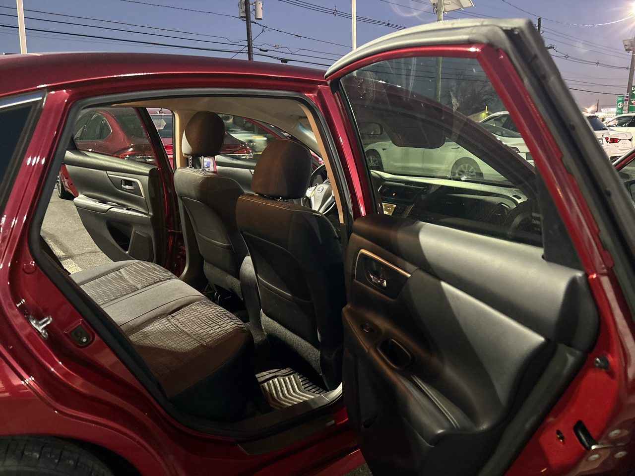 Nissan Altima 4dr Sdn I4 2.5 SV 2016