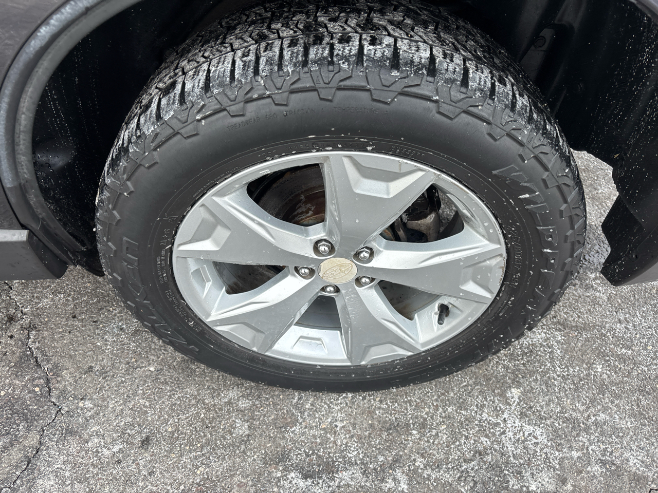 Subaru Forester 4dr CVT 2.5i Premium PZEV 2016