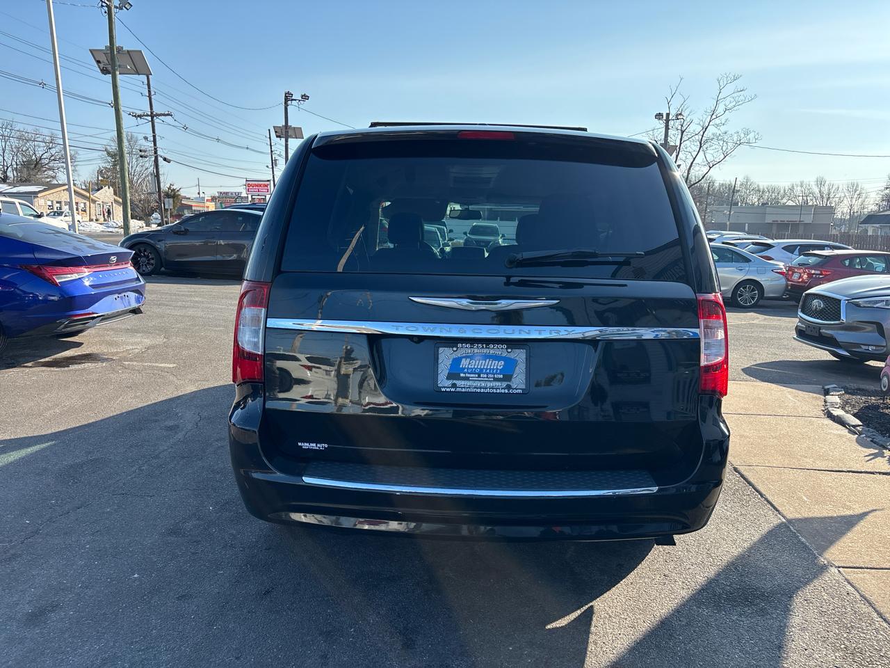 Chrysler Town & Country 4dr Wgn Touring 2015