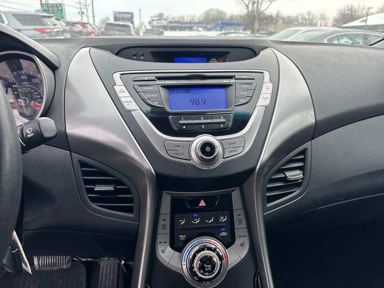 Hyundai Elantra Coupe 2dr Auto GS PZEV 2013