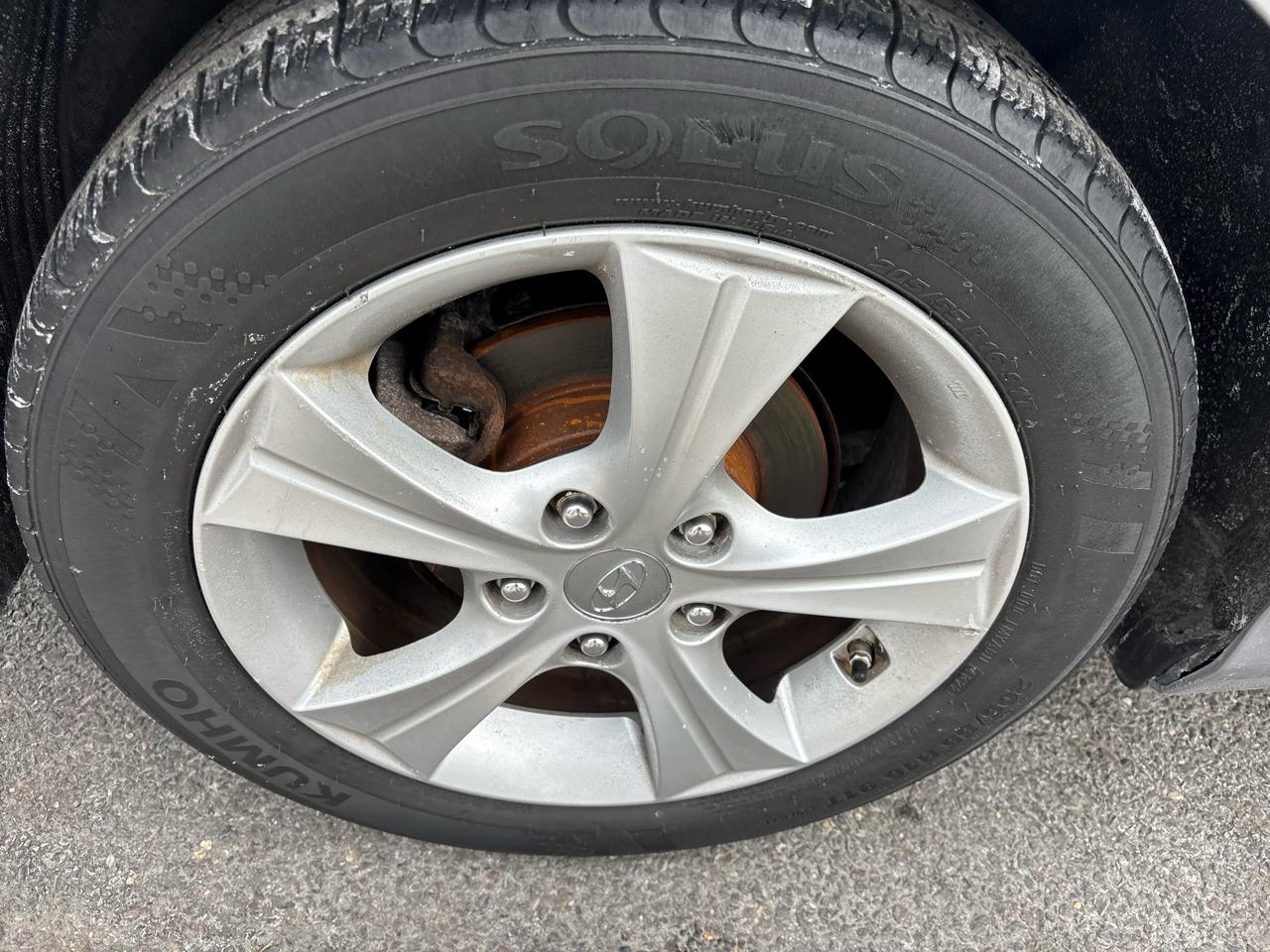 Hyundai Elantra Coupe 2dr Auto GS PZEV 2013