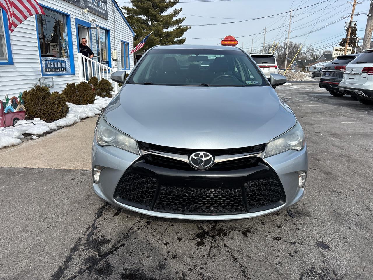 Toyota Camry 4dr Sdn I4 Auto SE w/Special Edition Pkg (Natl) 2016