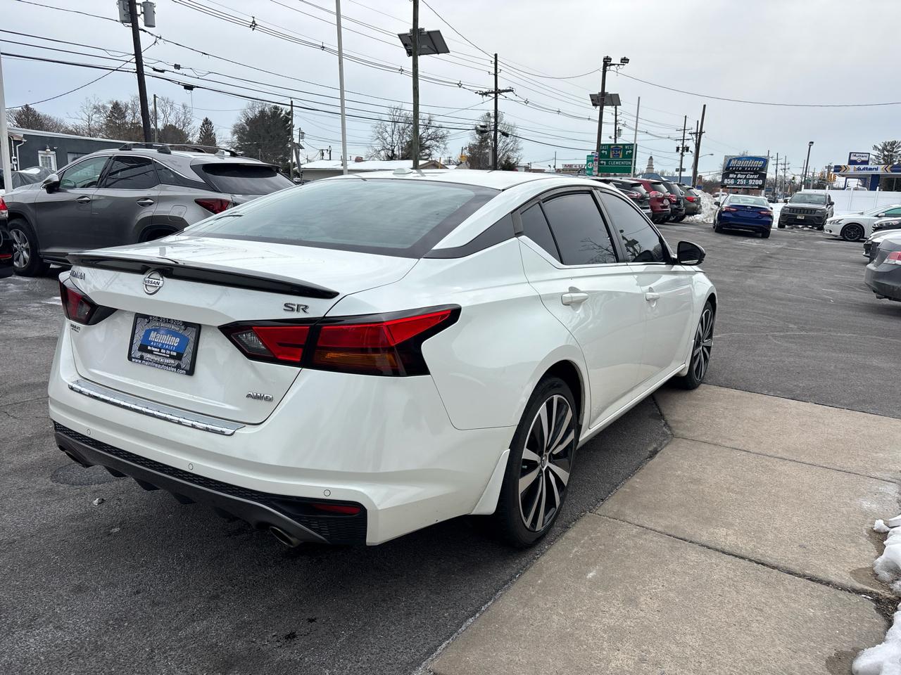 Nissan Altima 2.5 SR AWD Sedan 2020