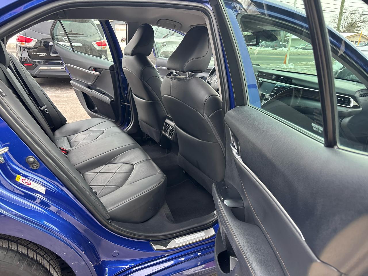 Toyota Camry XLE Auto (Natl) 2018