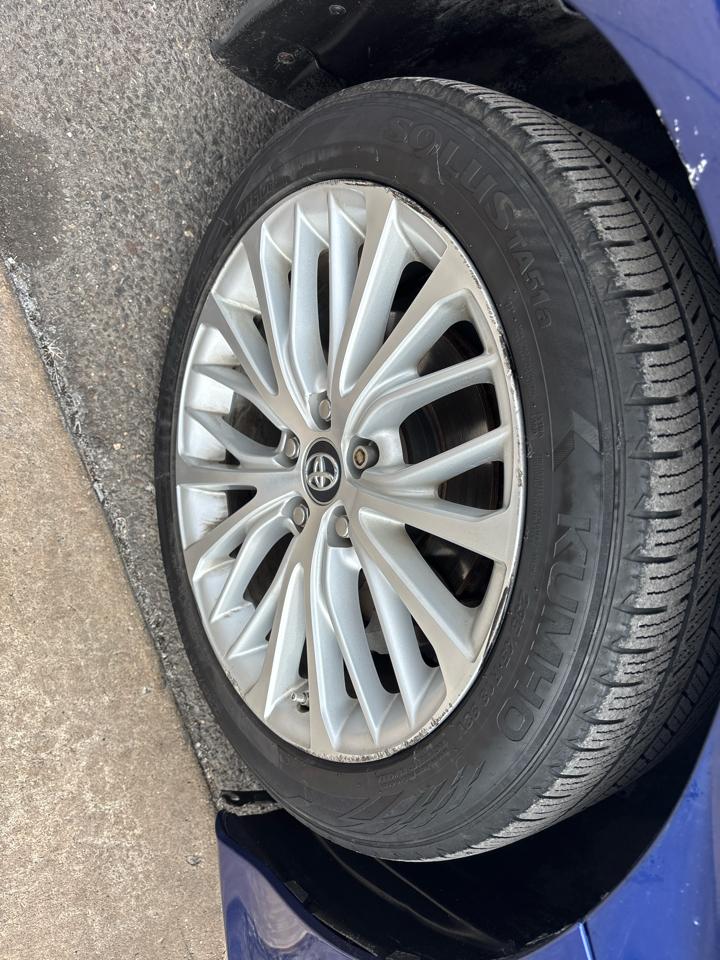 Toyota Camry XLE Auto (Natl) 2018