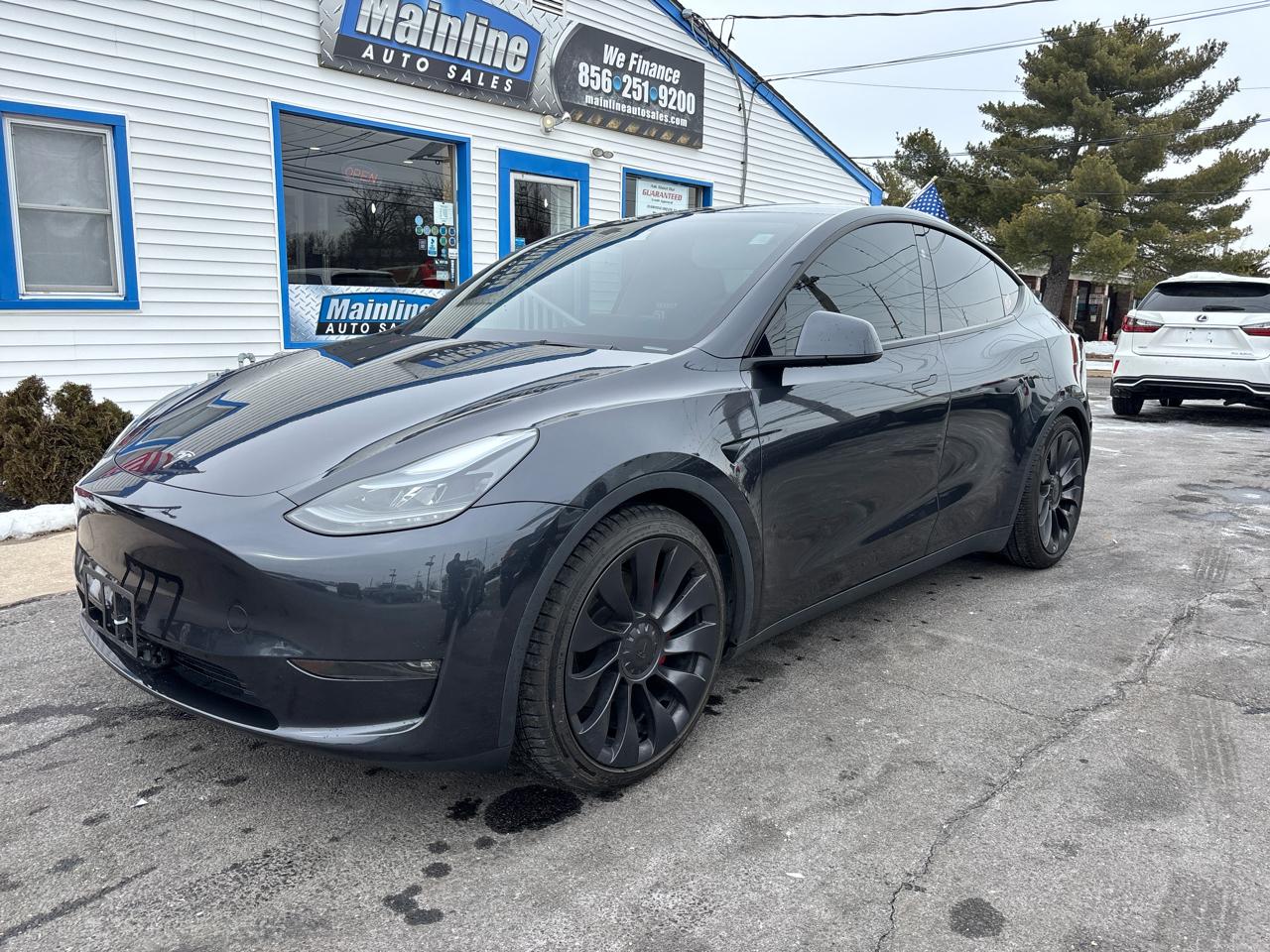 Tesla Model Y Performance AWD 2024