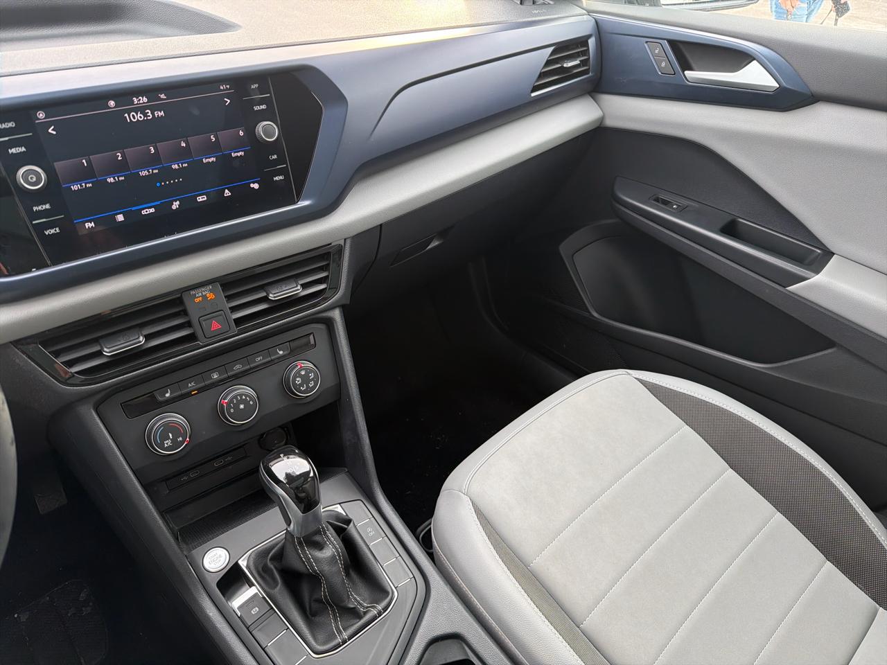 Volkswagen Taos SE FWD 2022