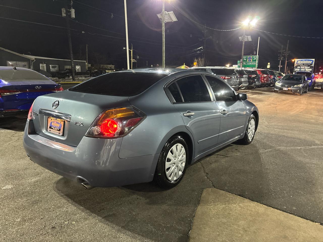 Nissan Altima 4dr Sdn I4 CVT 2.5 S 2011