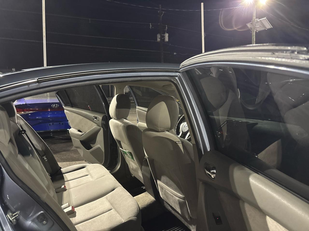 Nissan Altima 4dr Sdn I4 CVT 2.5 S 2011