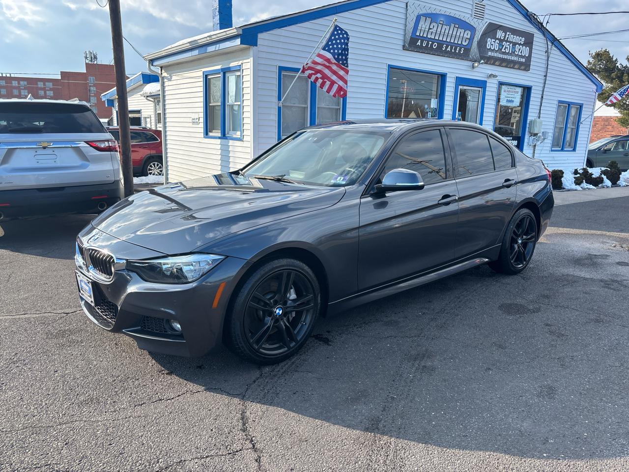 BMW 3 Series 330i xDrive Sedan 2017