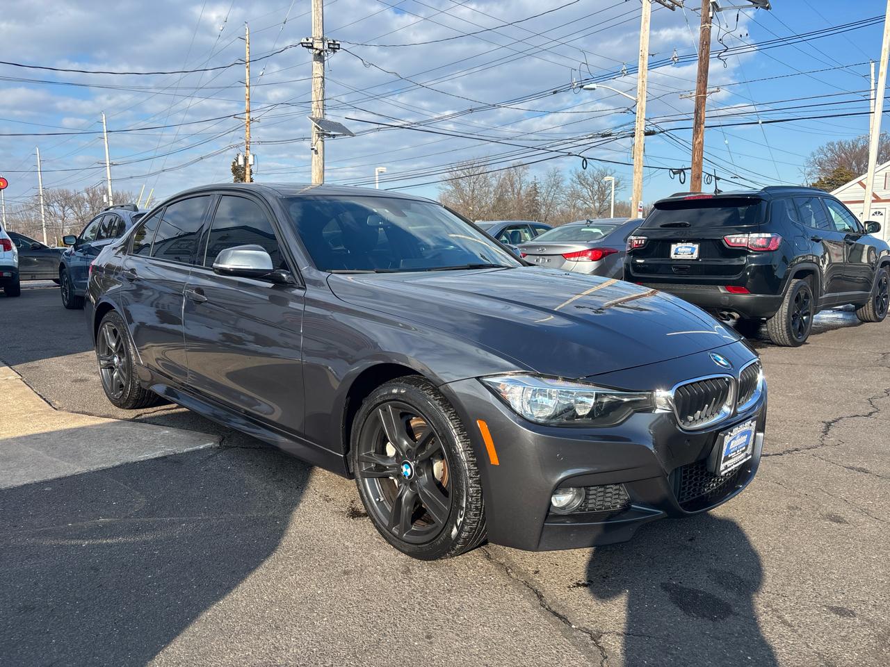 BMW 3 Series 330i xDrive Sedan 2017