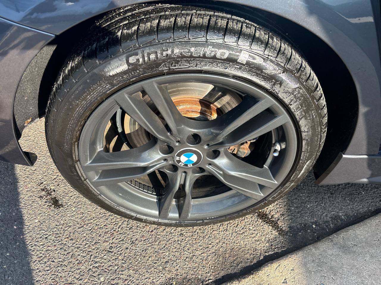 BMW 3 Series 330i xDrive Sedan 2017