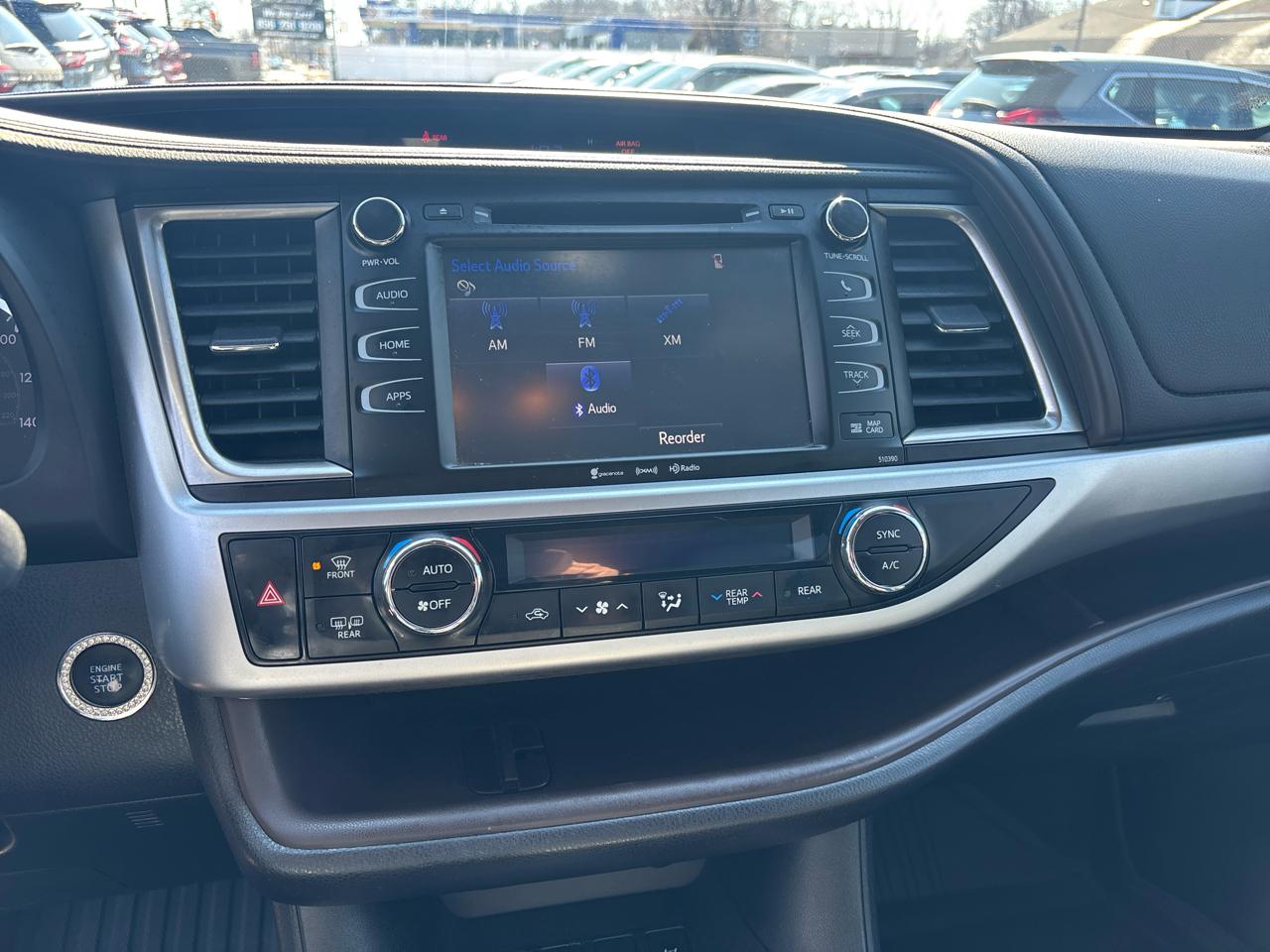 Toyota Highlander XLE V6 AWD (Natl) 2019