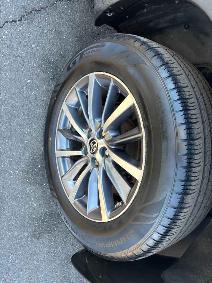 Toyota Highlander XLE V6 AWD (Natl) 2019