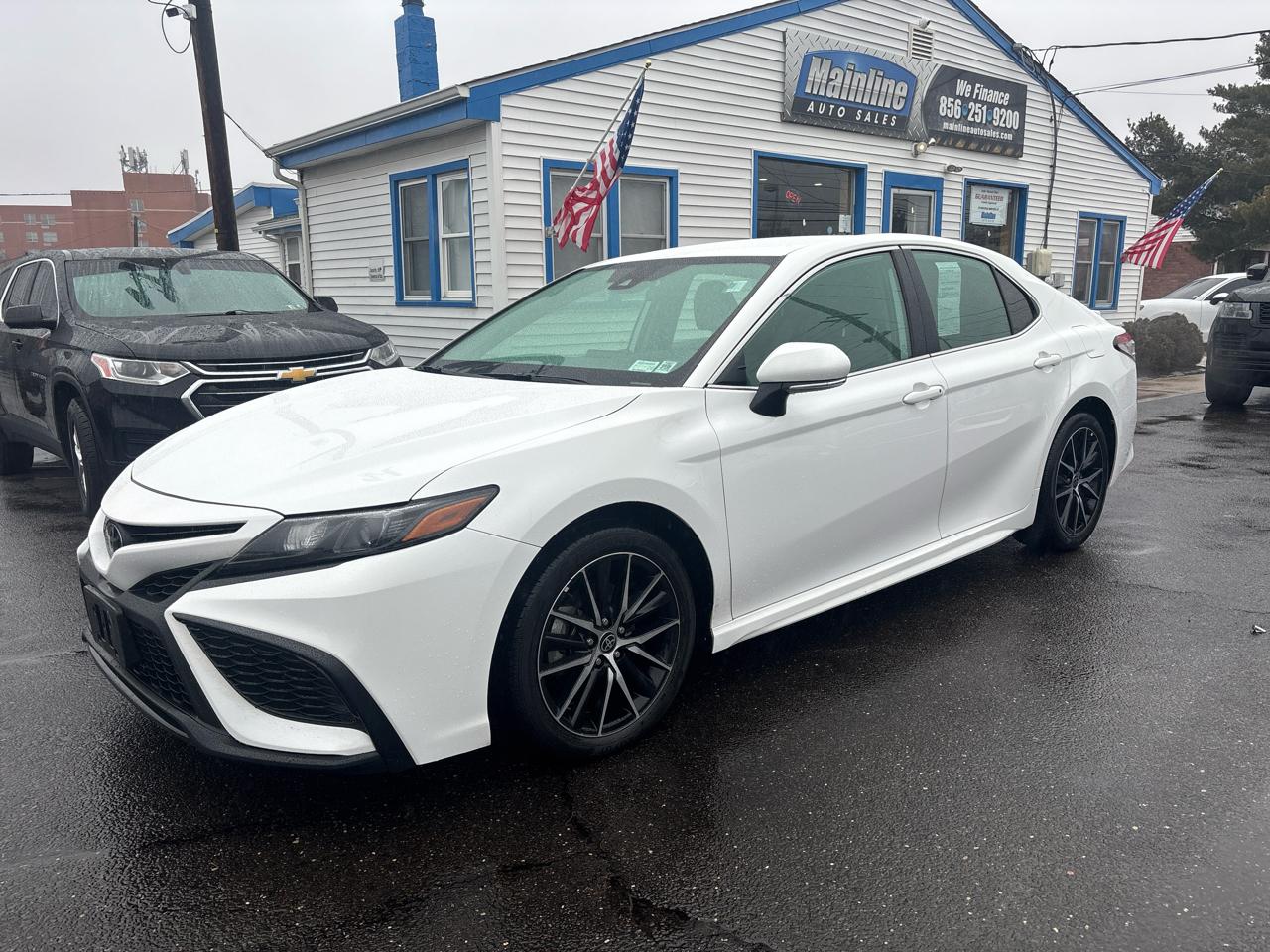 Toyota Camry SE Auto AWD (Natl) 2022