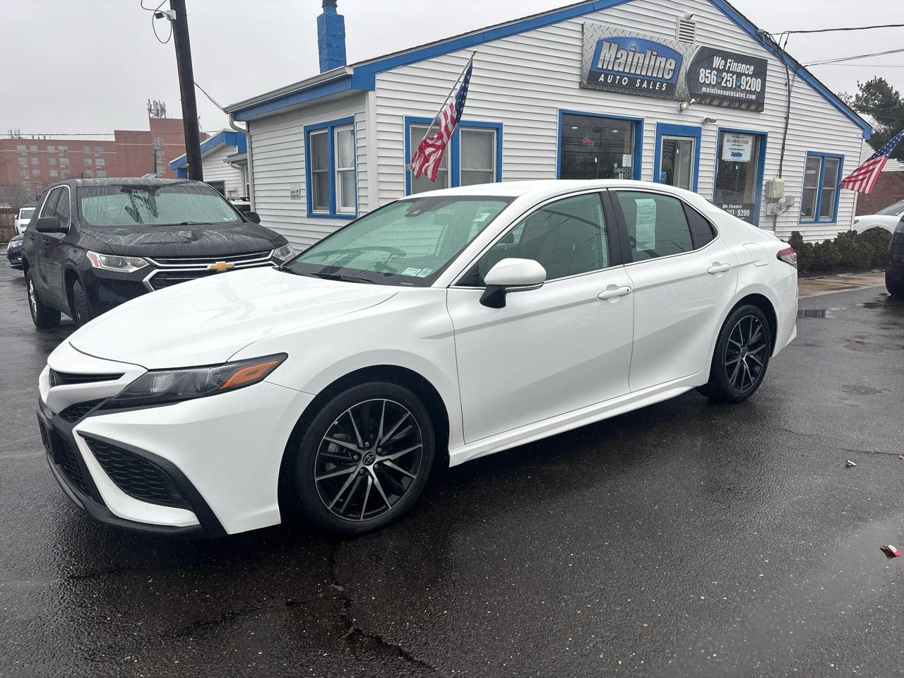 Toyota Camry SE Auto AWD (Natl) 2022