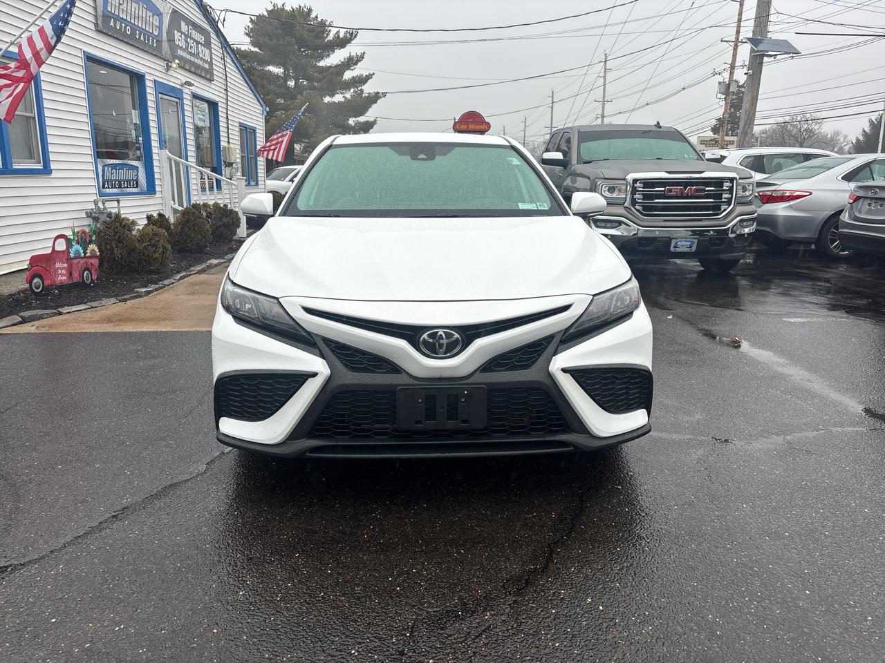 Toyota Camry SE Auto AWD (Natl) 2022