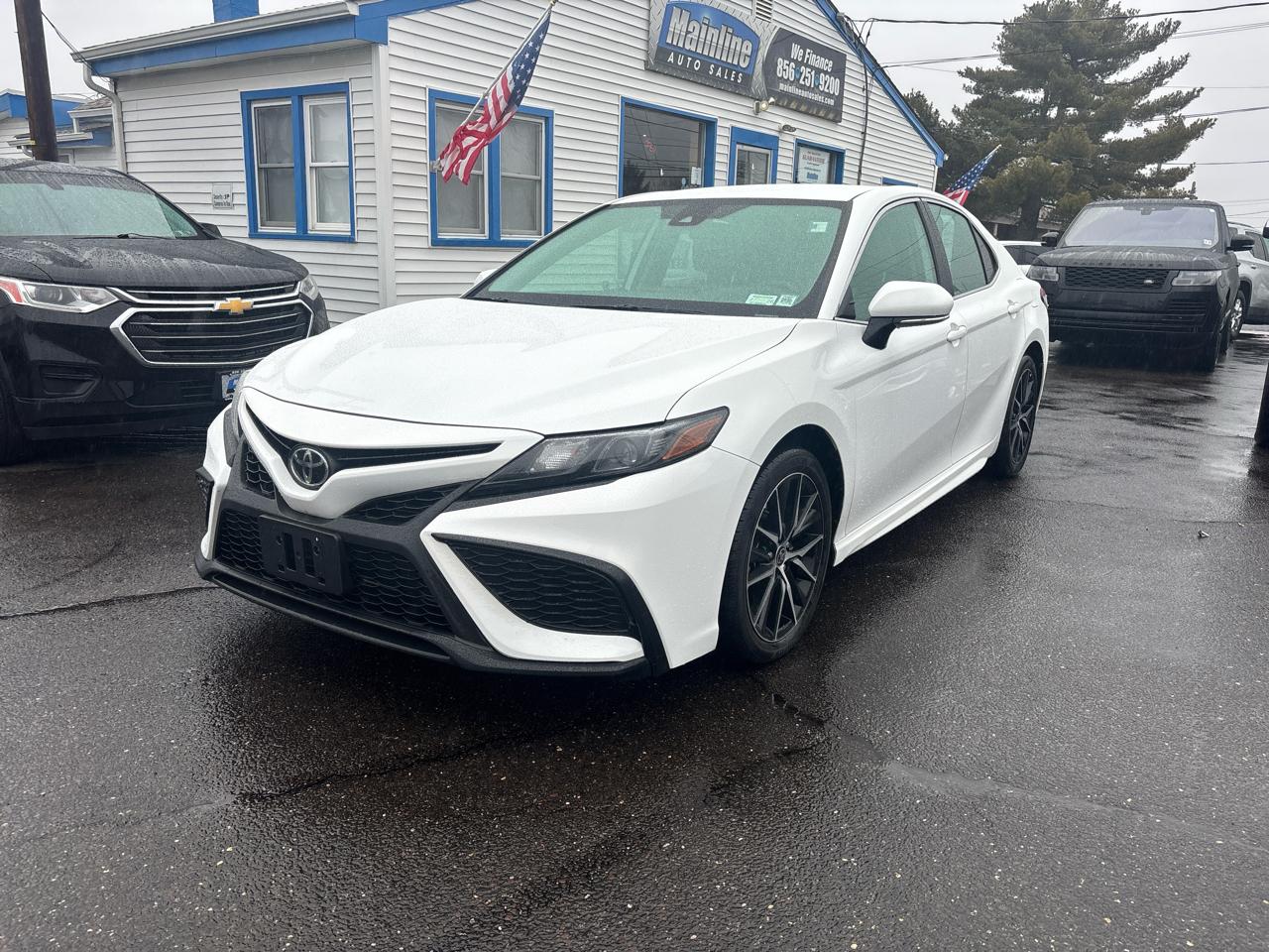Toyota Camry SE Auto AWD (Natl) 2022