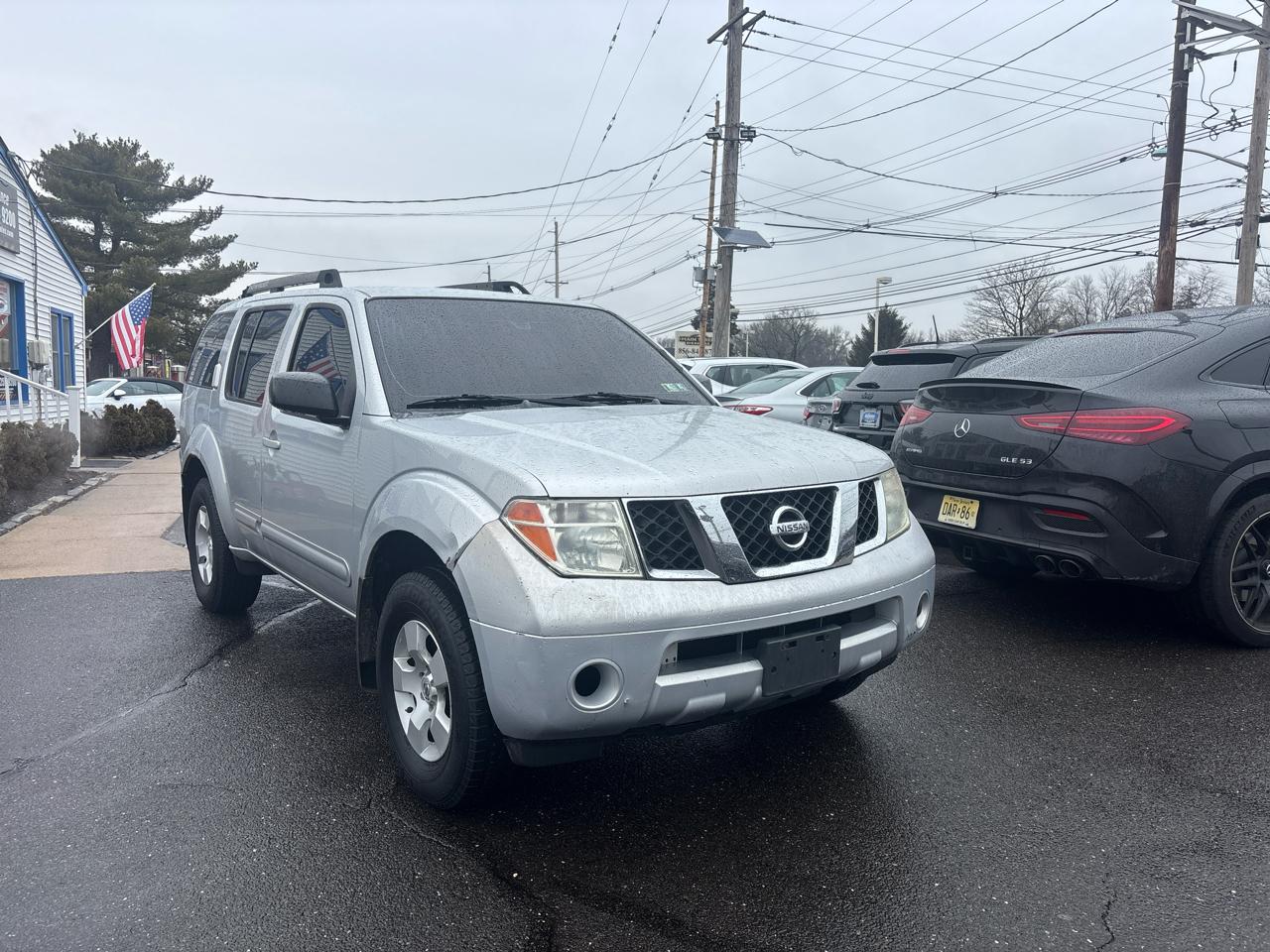 Nissan Pathfinder XE 4WD 2005