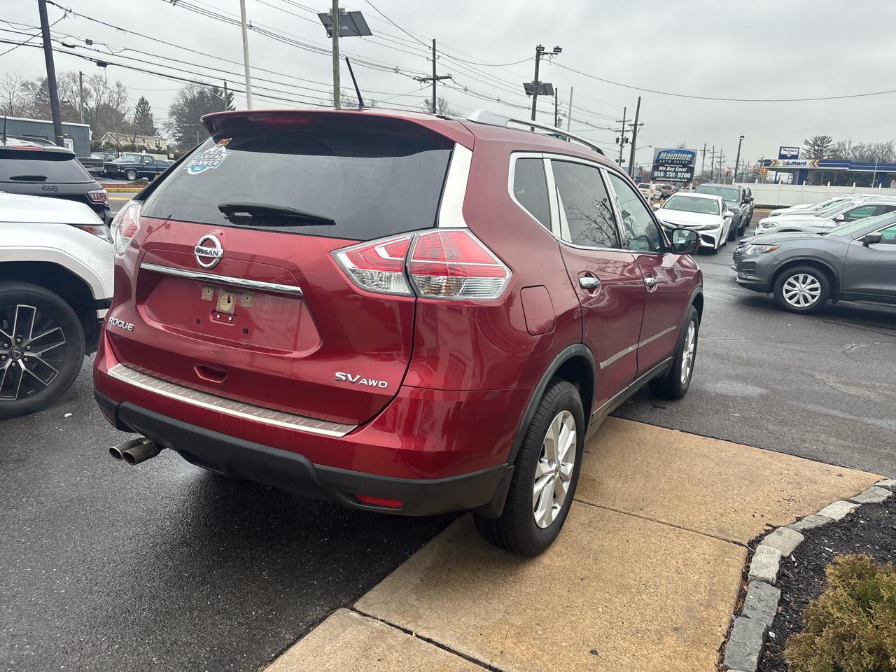Nissan Rogue AWD 4dr SV 2016