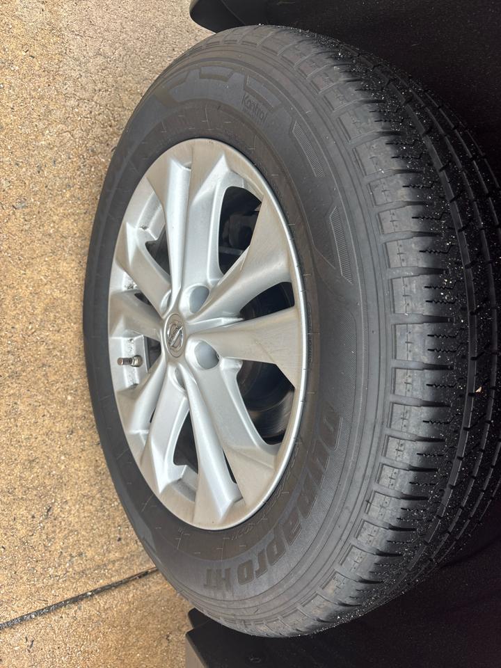 Nissan Rogue AWD 4dr SV 2016