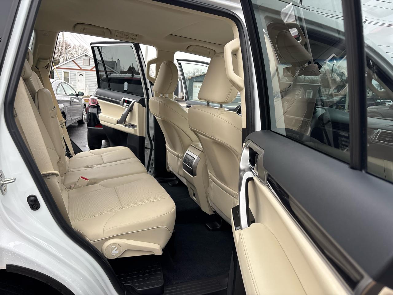 Lexus GX GX 460 Premium 4WD 2023