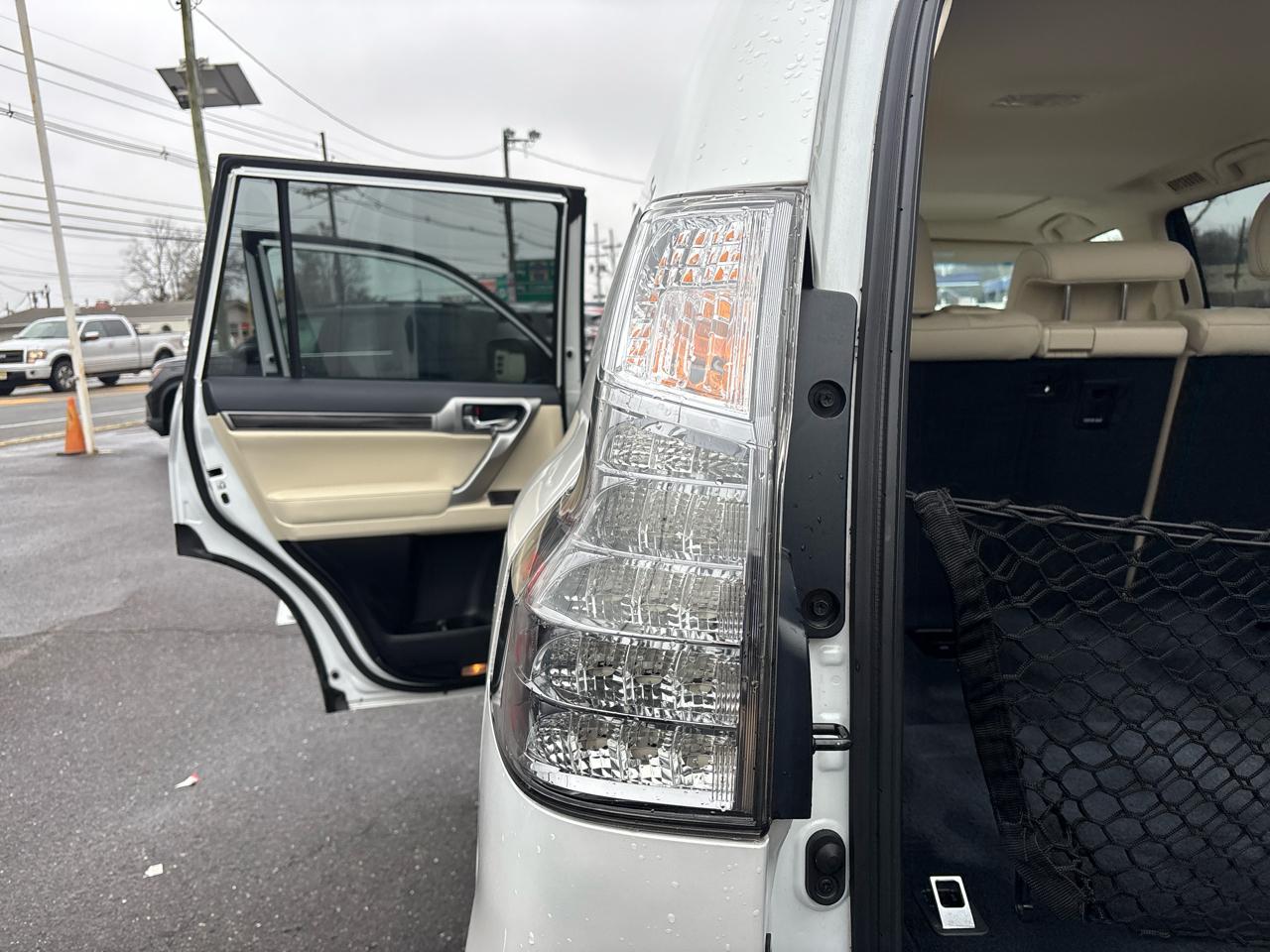 Lexus GX GX 460 Premium 4WD 2023